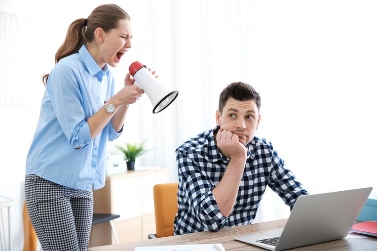 4 Tactics that Backfire When Dealing with a Difficult Colleague